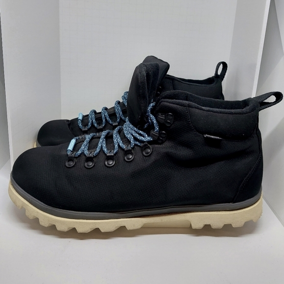 NATIVE BOOTS - Size 11 - Picture 3 of 4